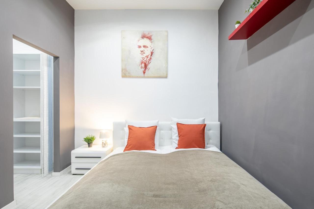 Cozy & Central Apartment With 2-Bedroom Budapest Exterior photo